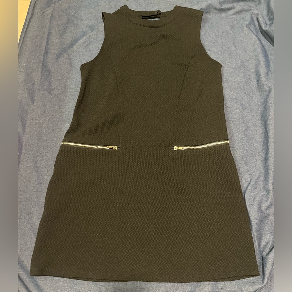 F21 Stretchy Large Black Sleeveless Dress